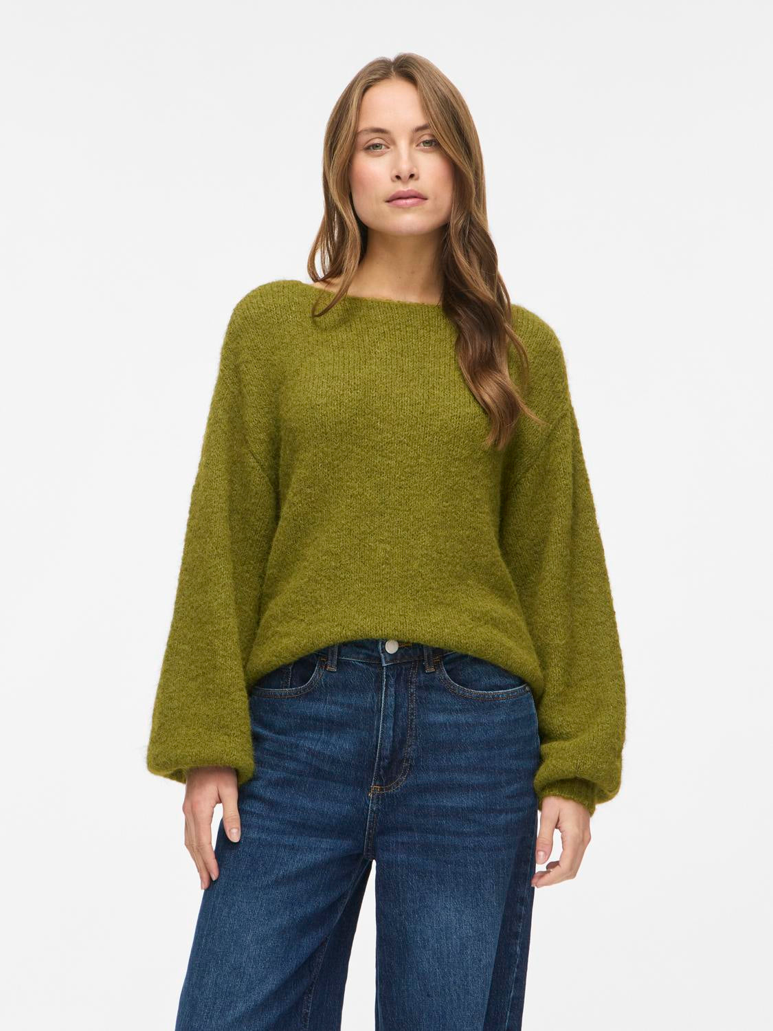 model_shot-front